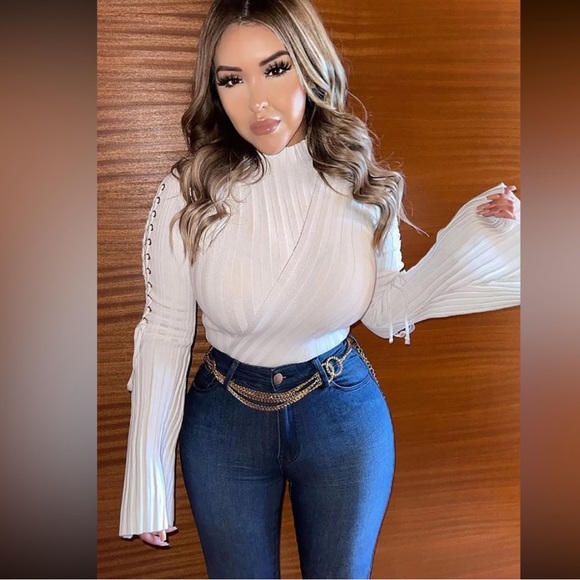 Next To Me Mock Neck Sweater - Black - Picture 3 of 8